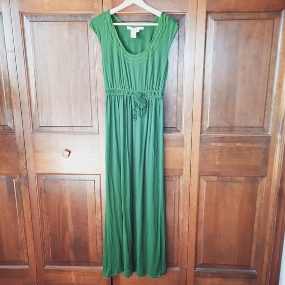 🛍 Max Studio Kelly Green Sleeveless Flower Applique Maxi Dress Size Medium - Picture 1 of 10